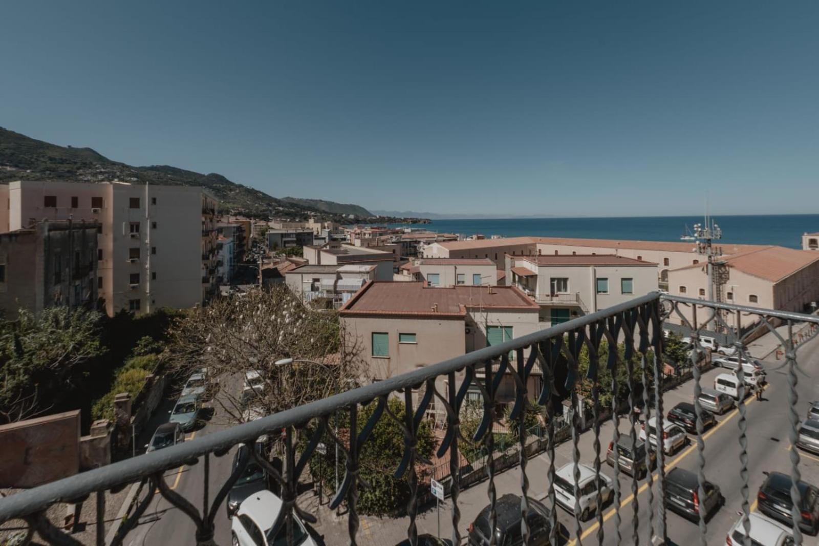 Villa Di Giorgi Apartments Center Cefalù Exterior foto